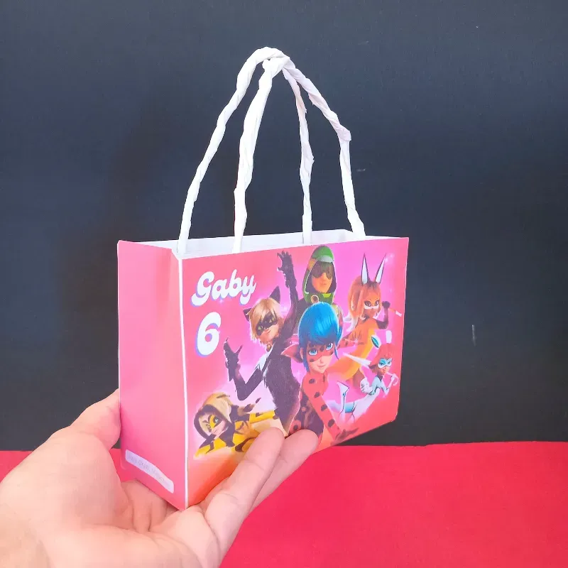 Cajita de golosinas chiquita