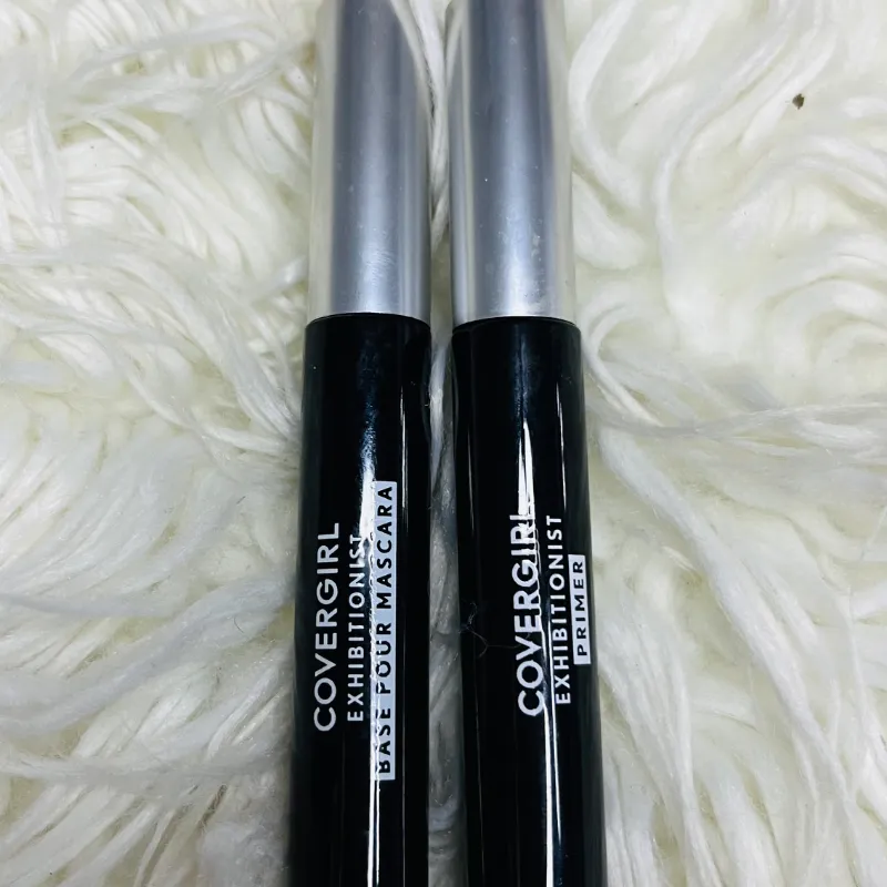 Covergirl Exhibitionist – Primer & Máscara
