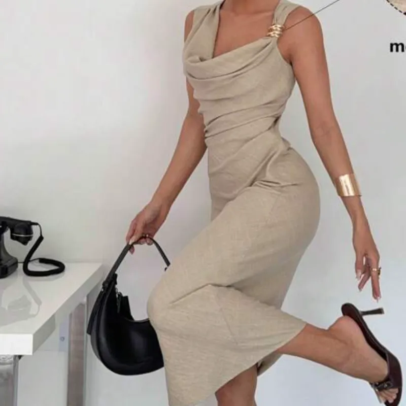 Vestidos beige con detalle dorado