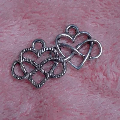 Dije Infinito corazón