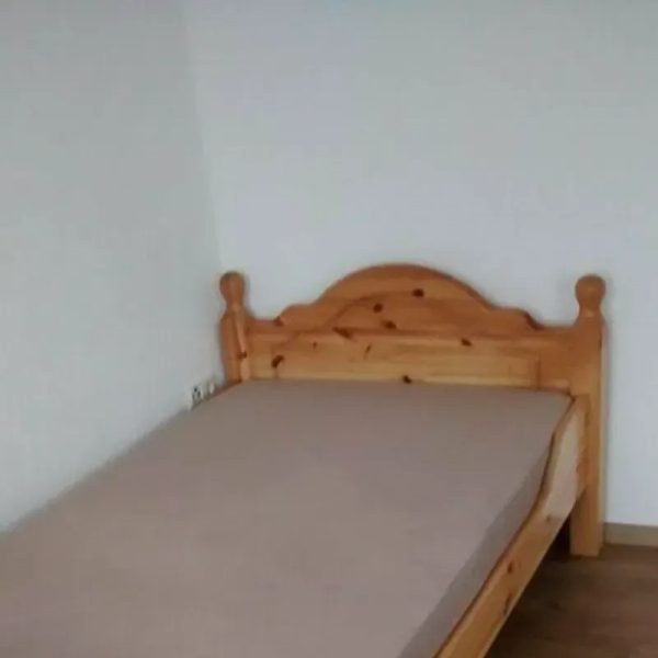 Cama