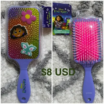 Cepillo Encantopara el pelo $8 USD