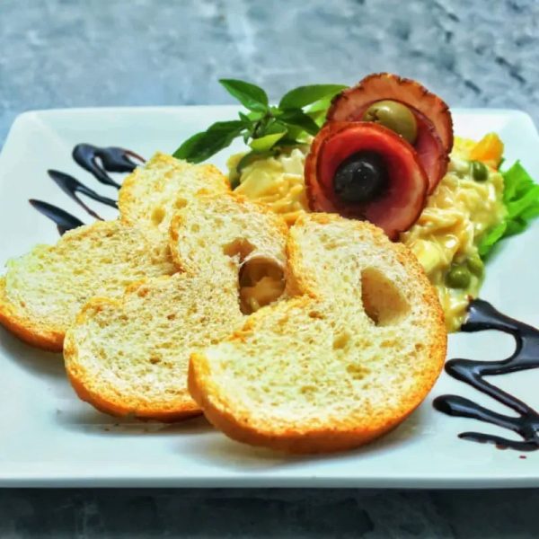 ENSALADA FRÍA DE JAMÓN