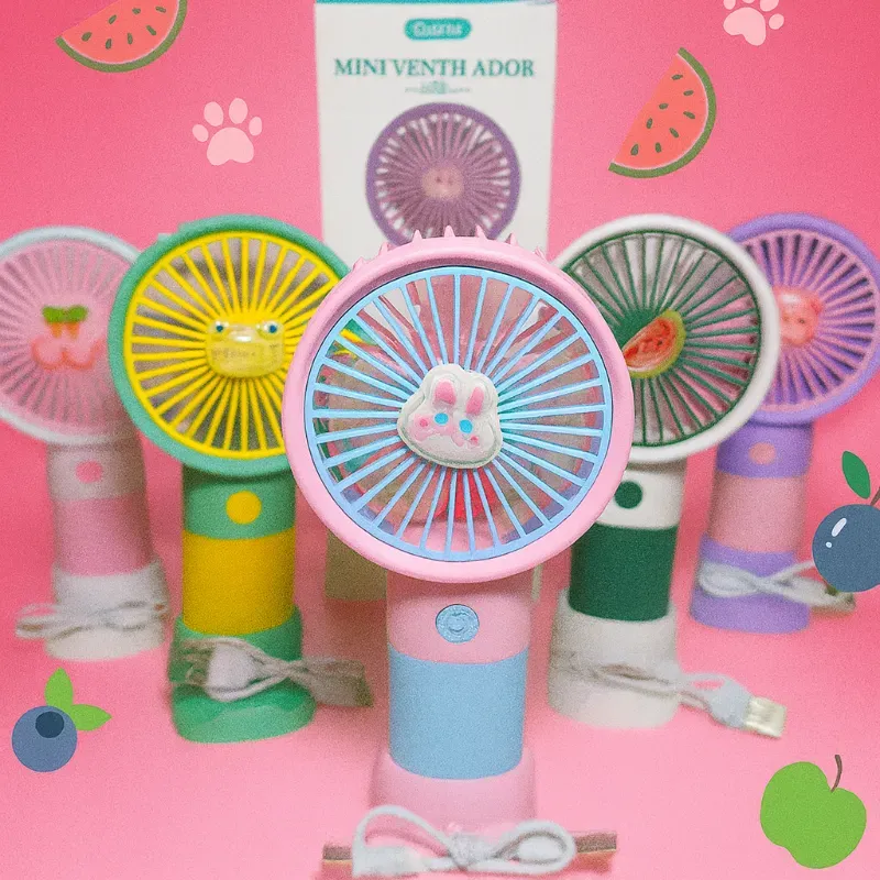 Ventiladores de fruta y animalitos