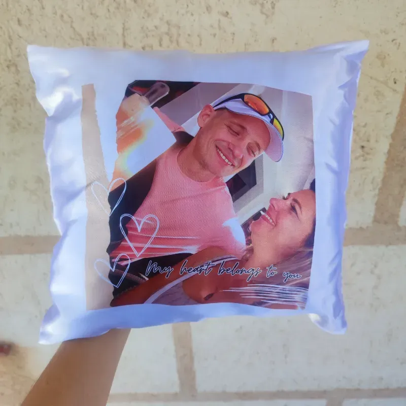 ✨ Cojín blanco de satín grande