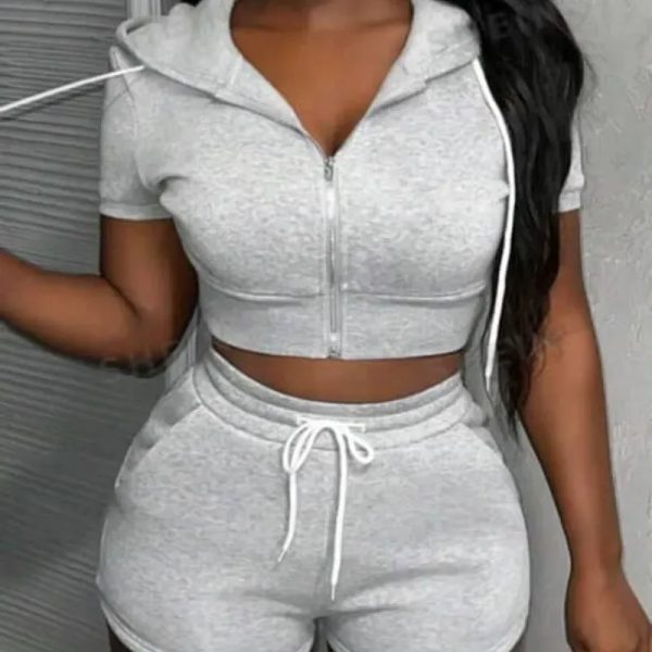  Conjunto de short y camiseta de mangas y gorro — Gris