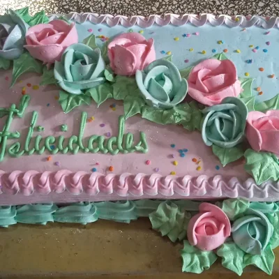 Rectangulares decorados con merengue