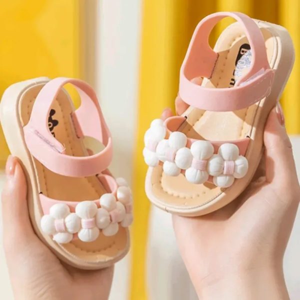 Sandalias de niña