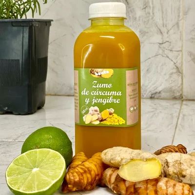Zumo de cúrcuma y jengibre