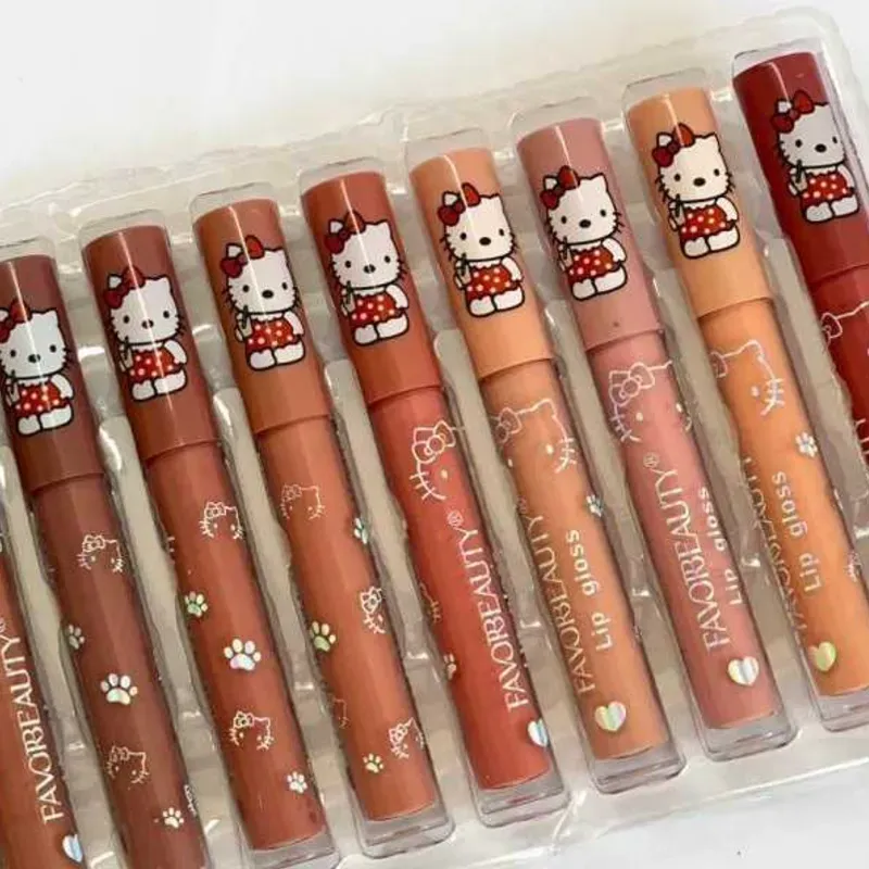✨Labiales permanentes de Hello Kitty✨