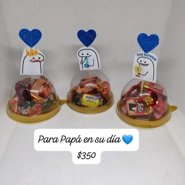 Domo con corbata 