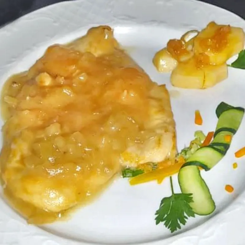 Pechuga de pollo a la piña