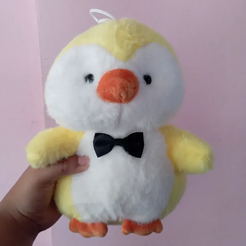 Pingüino amarillo