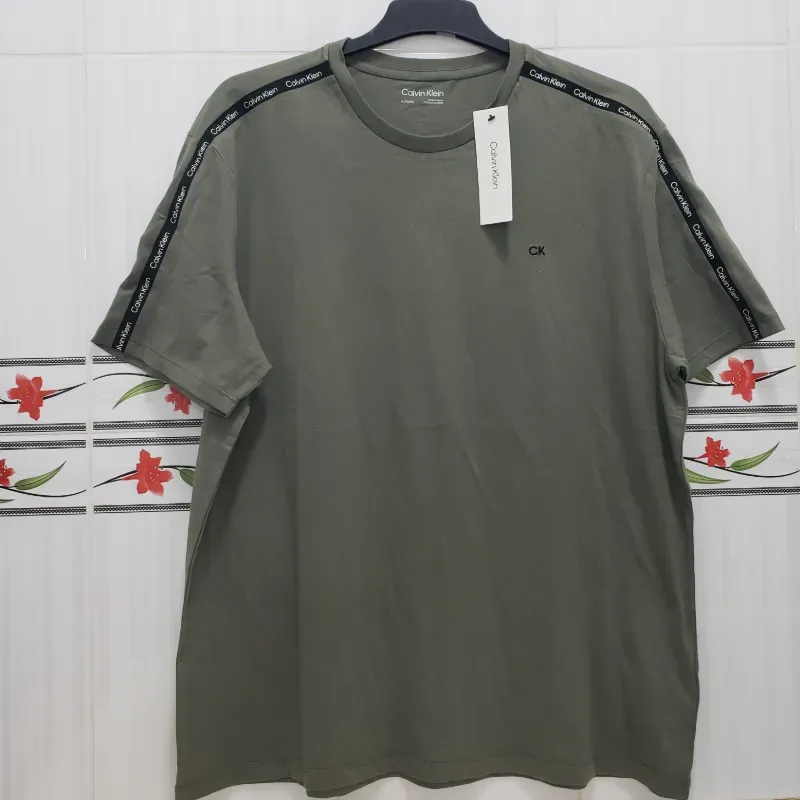 Pulovers Calvin Klein