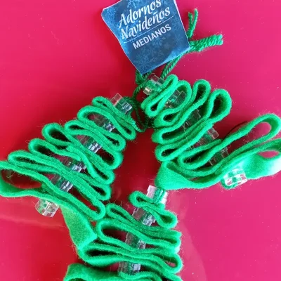 Adornos navideños medianos arbolitos