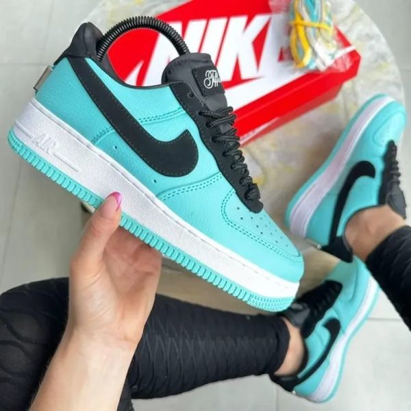 Tenis Nike