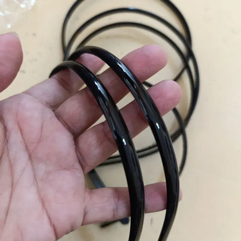 Cintillo negro para decorar 8 mm de ancho