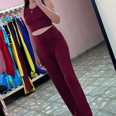 Conjunto de blusa y pantalón