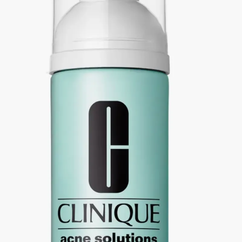 CLINIQUE Acne Solution