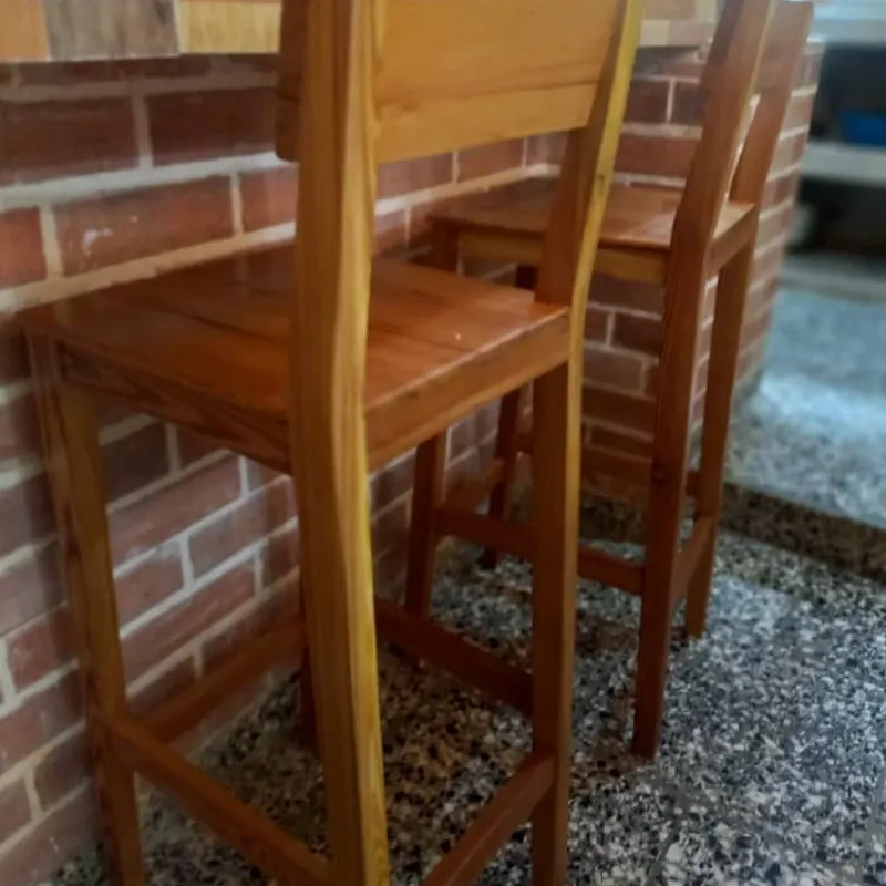 Banquetas con respaldo recto (Por Encargo)