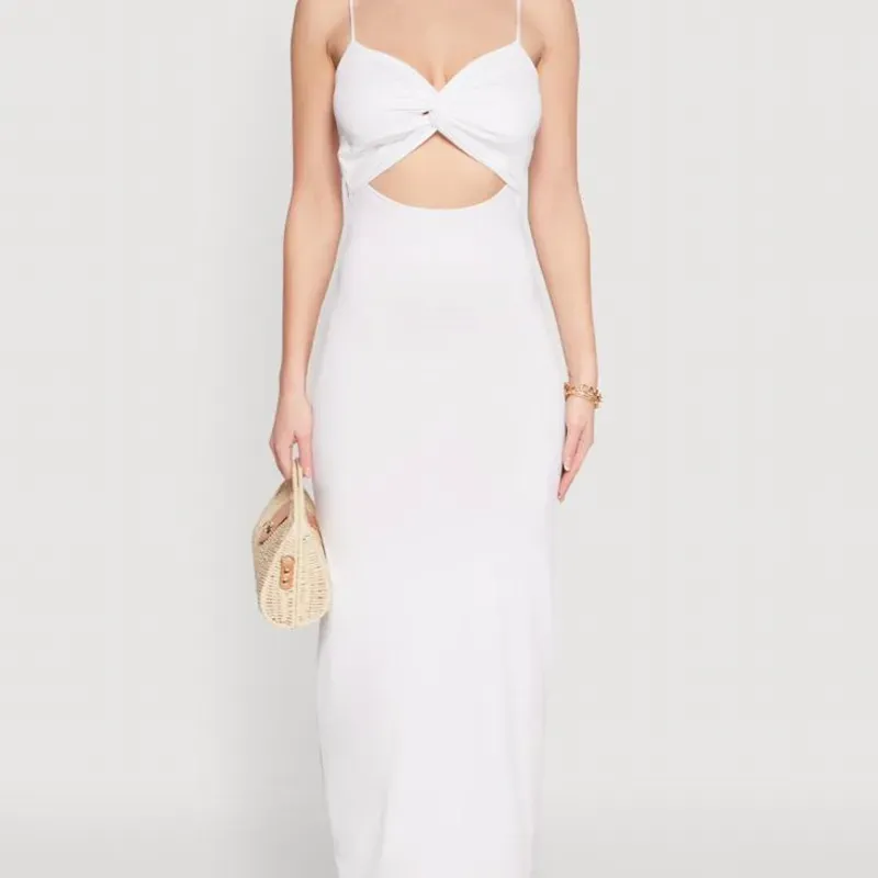 Vestido Blanco Largo de Tirantes Descubierto Bajo Escote