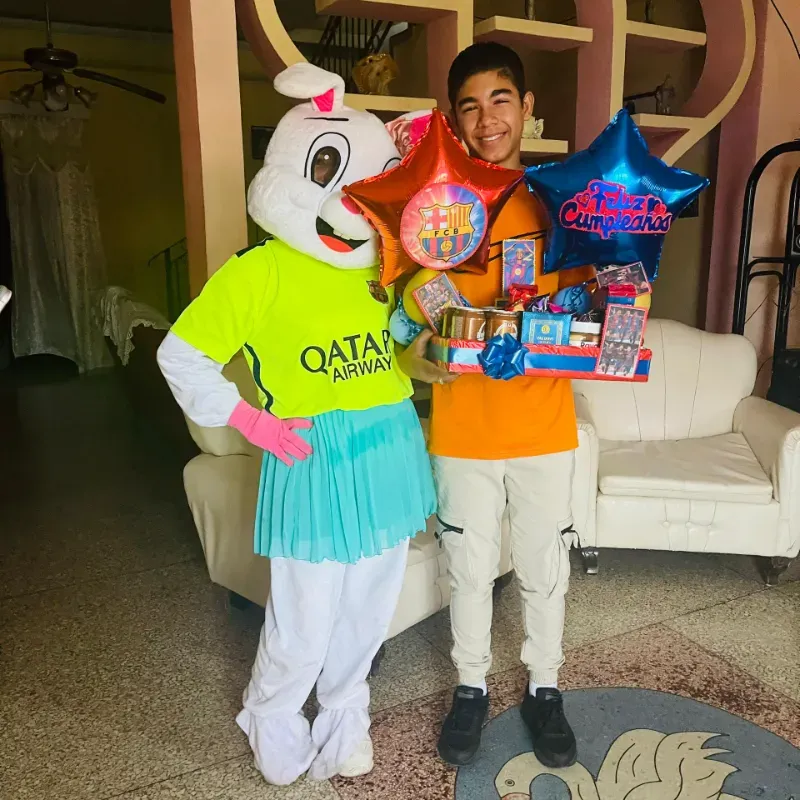 Clientes felices con sus sorpresas 