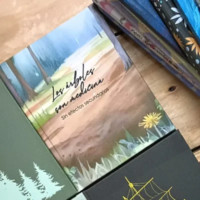 Agenda de bosques con frase