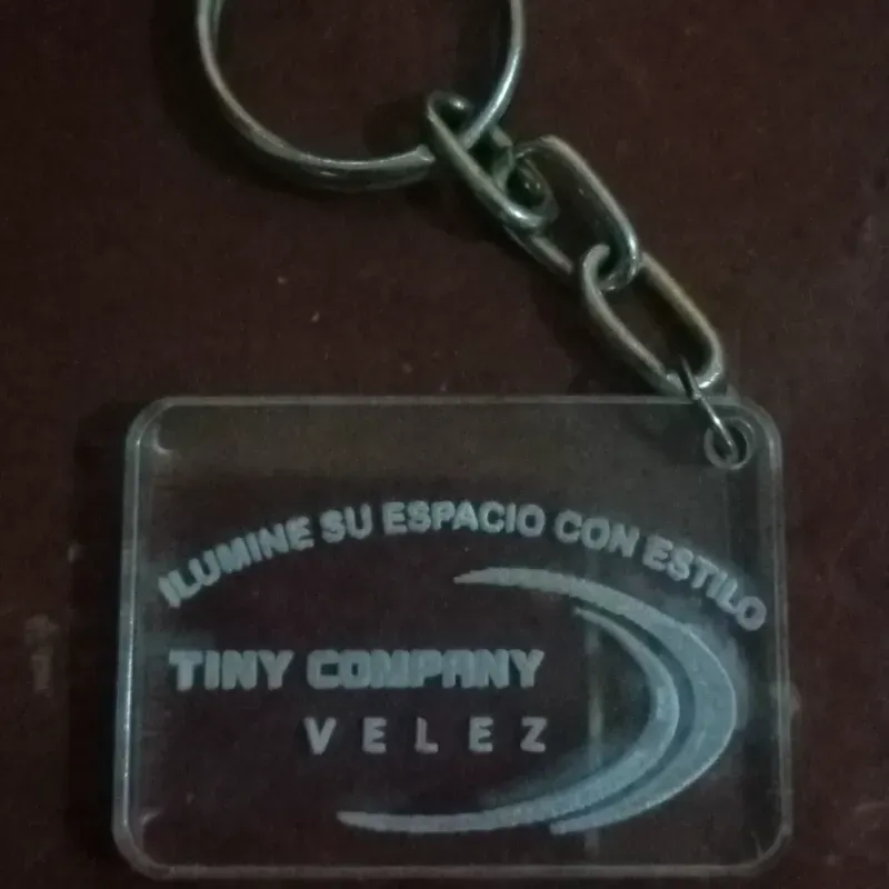 Llavero de Tiny Company