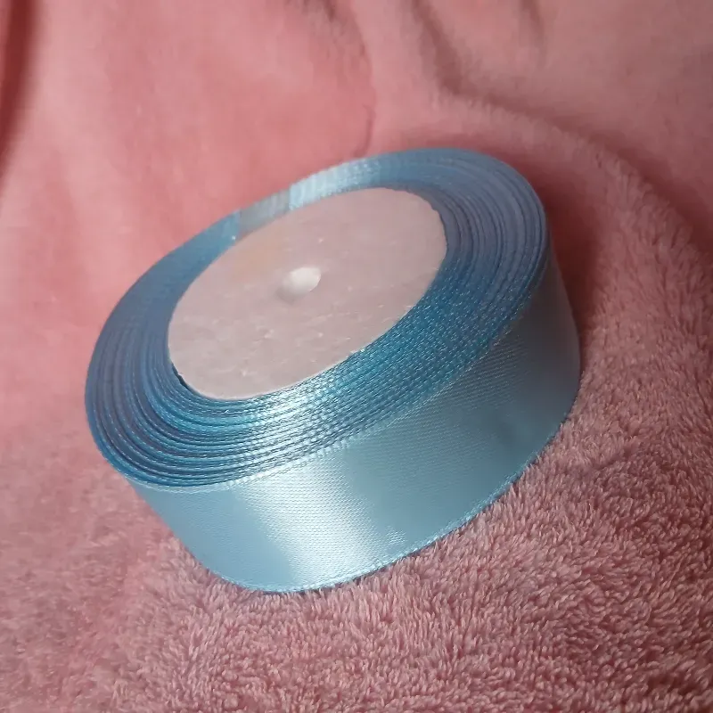 Cinta de satín azul claro 2.5 cm