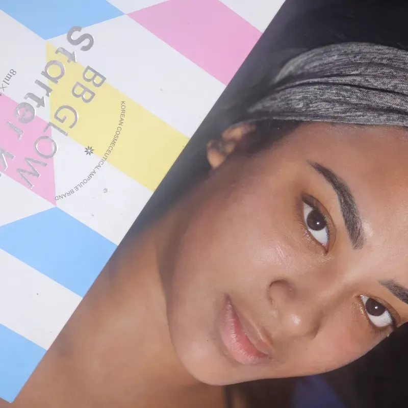 Bbglow  piel de porcelana