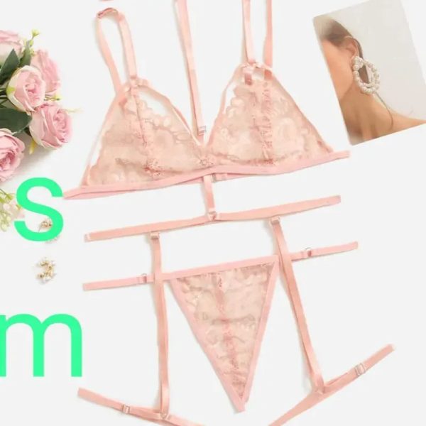  Conjunto de lencería rosa encaje + ligas – Unitalla Romanticismo estructurado, diseño que acaricia.