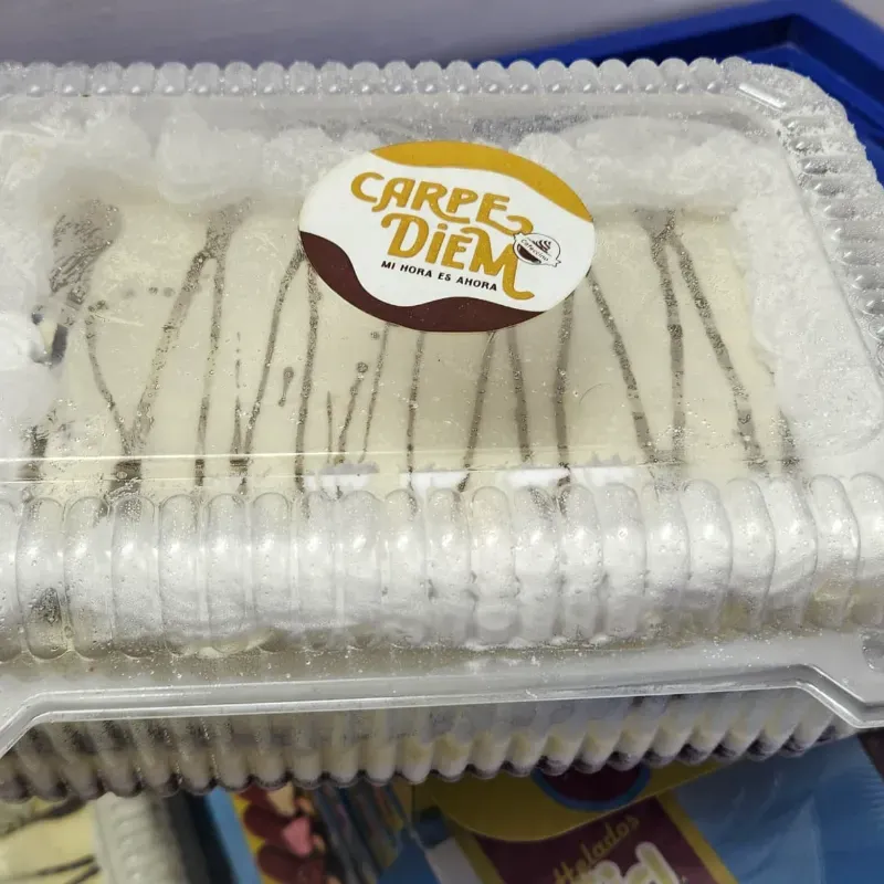 CAKE DE HELADO