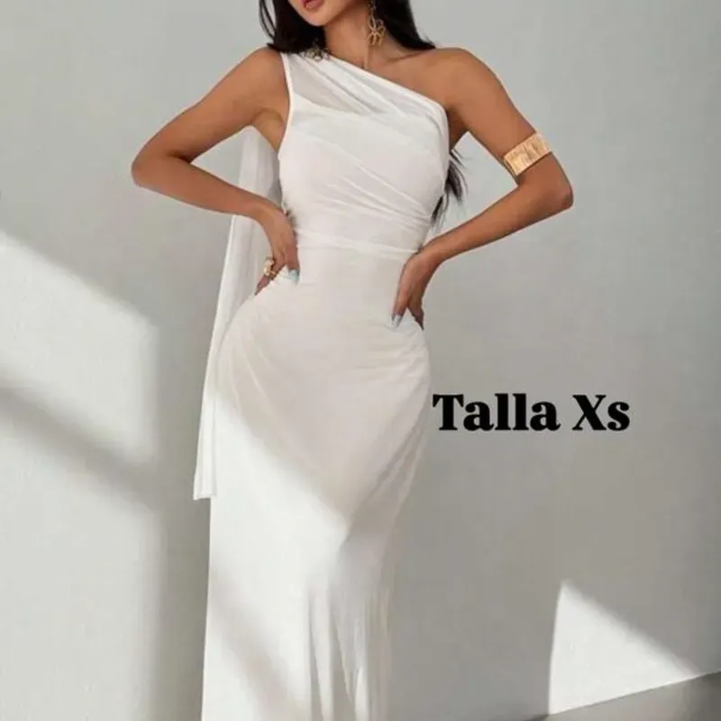 Vestido elegante de un hombro