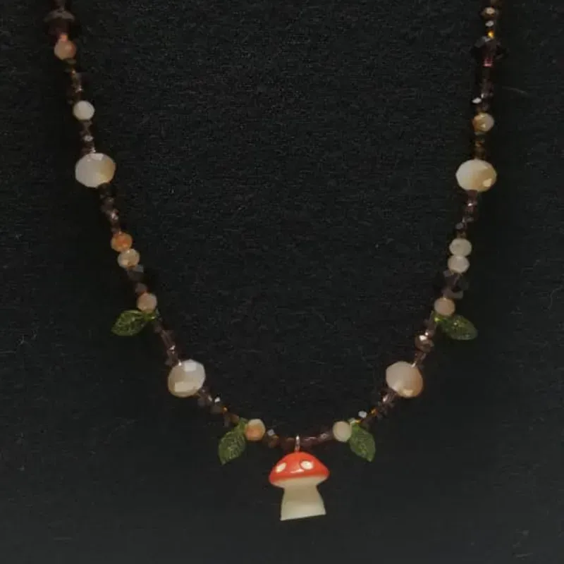 Collar de honguito