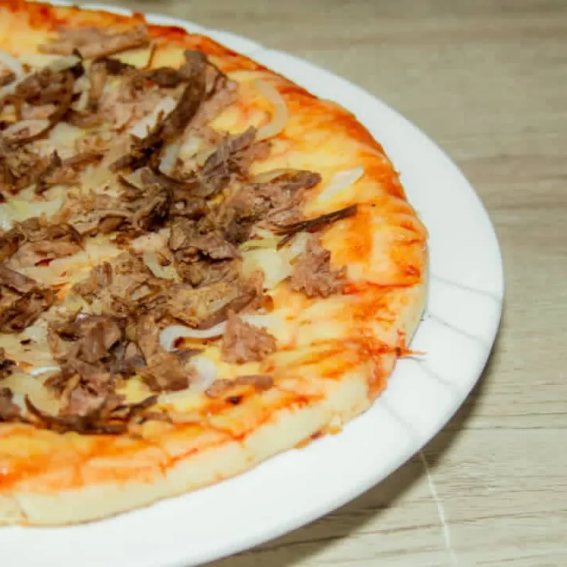 Pizza carnívora queso Gouda