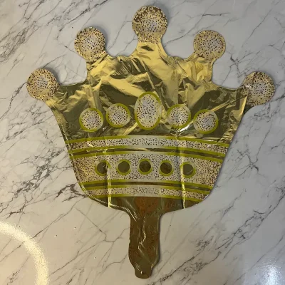 Globo en forma de corona 