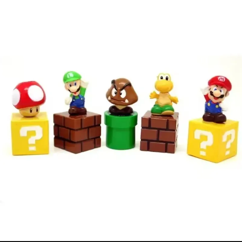Set de 5 figuras de Mario