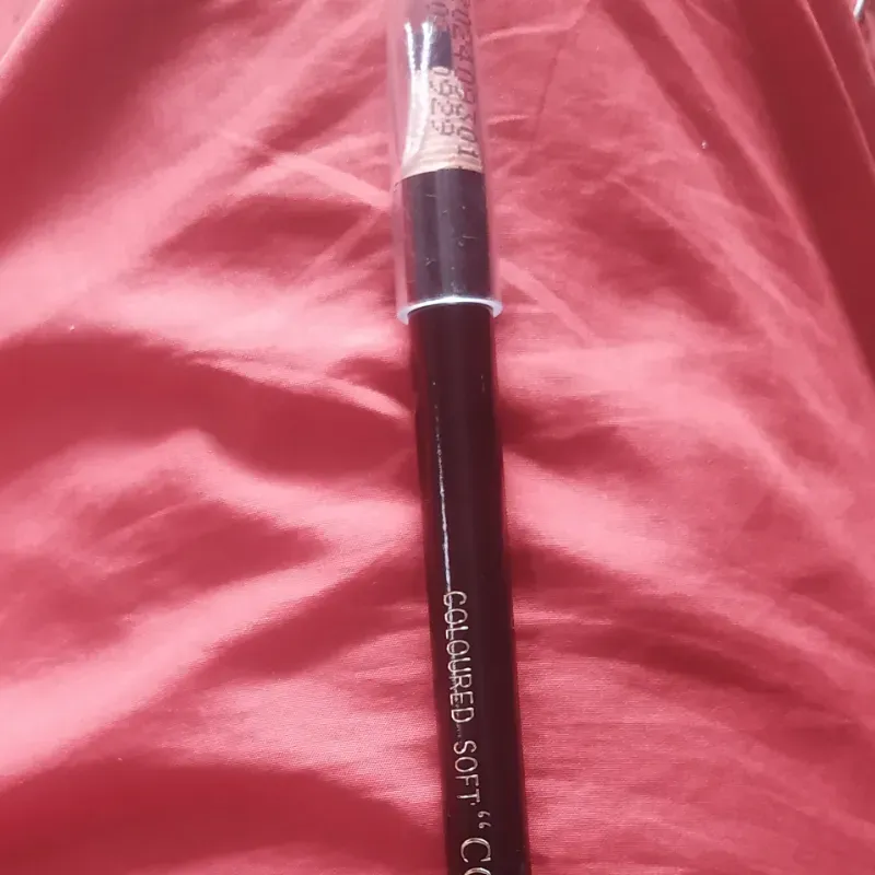 Lápiz encerado de diseño color negro