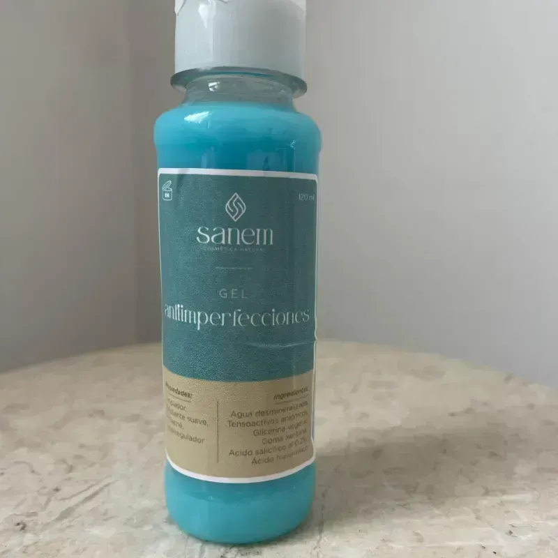 Gel limpiador de ácido hialurónico ( antiimperfecciones)