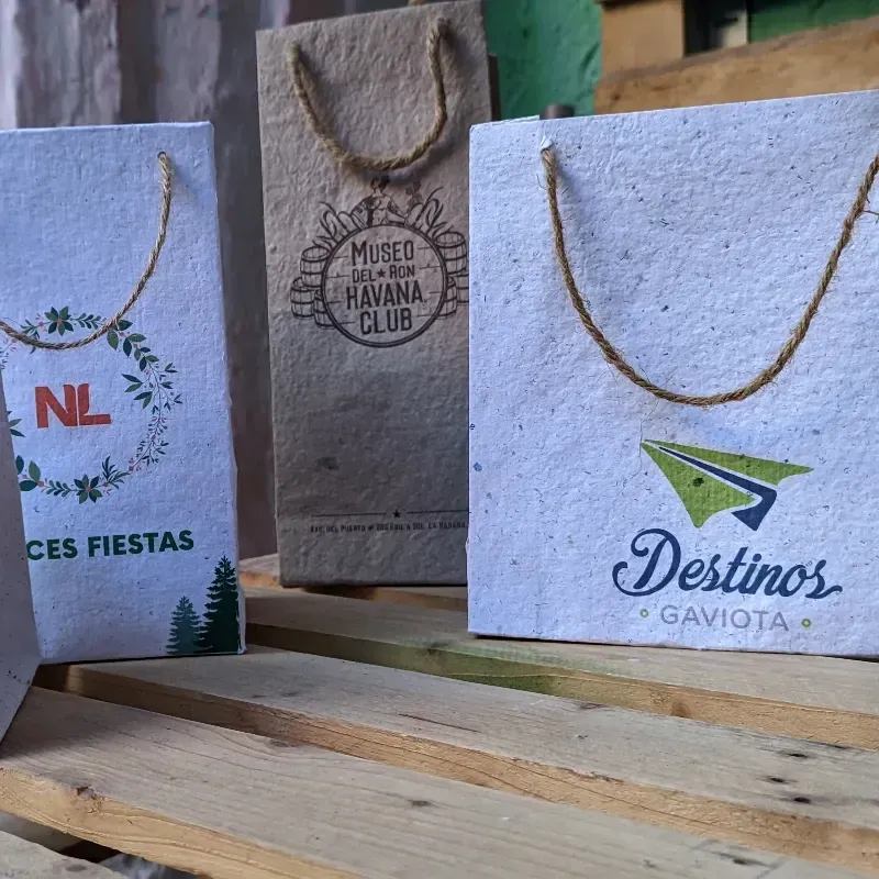 Bolsas de papel reciclado Personalizadas
