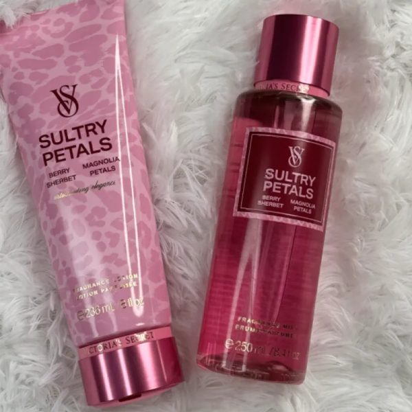 Sultry petals