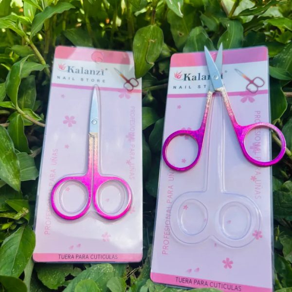 Tijera para uñas