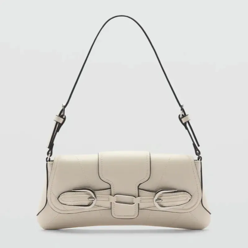 Bolso Mango detalle hebillas