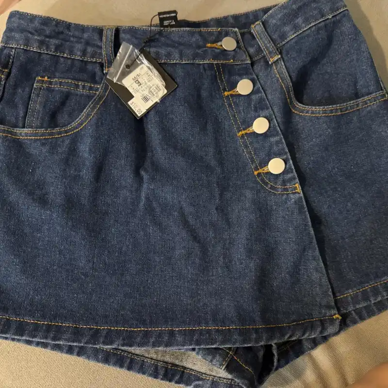 Falda-short