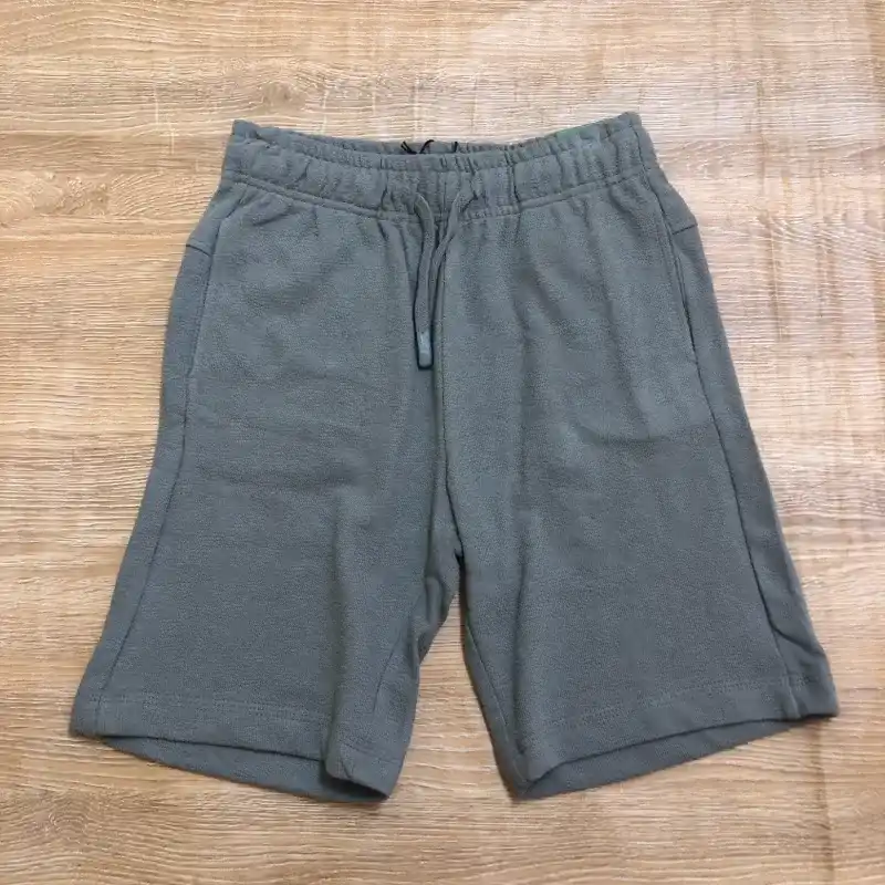 Short de felpa color gris