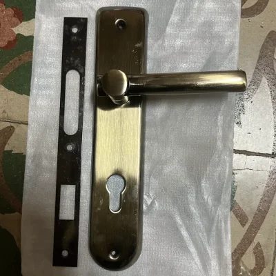 Manipulador sin yale para puerta