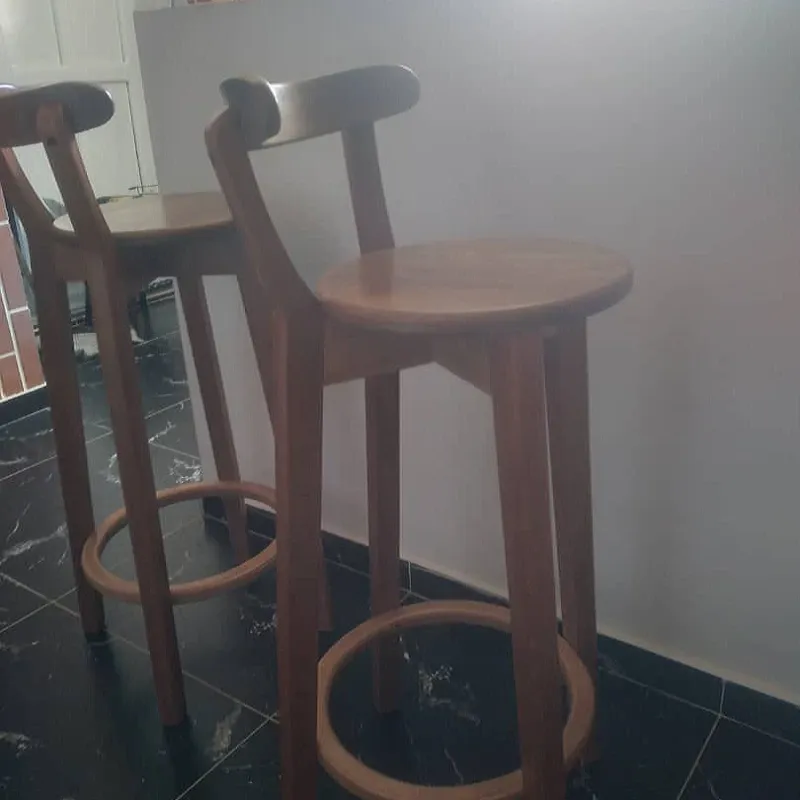 Banquetas con respaldo (Por Encargo)