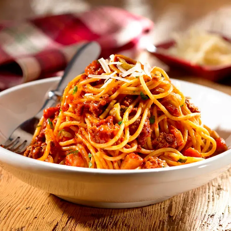 ESPAGUETIS JAMÓN Y QUESO 