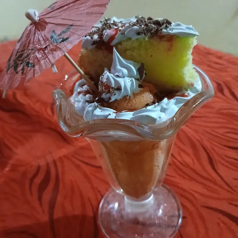 Helado con Panetela
