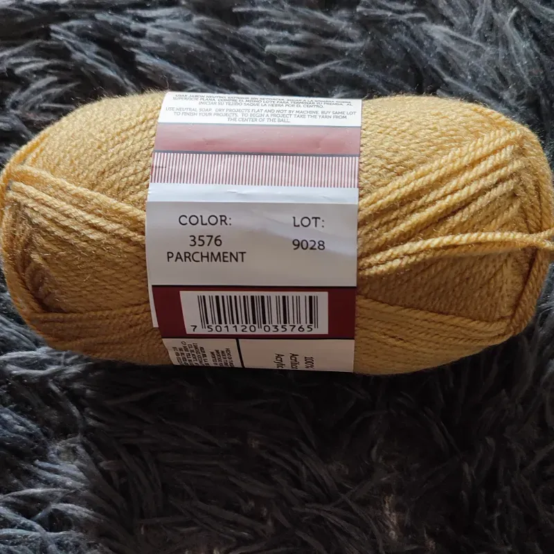 Estambre carmelita claro Parchment